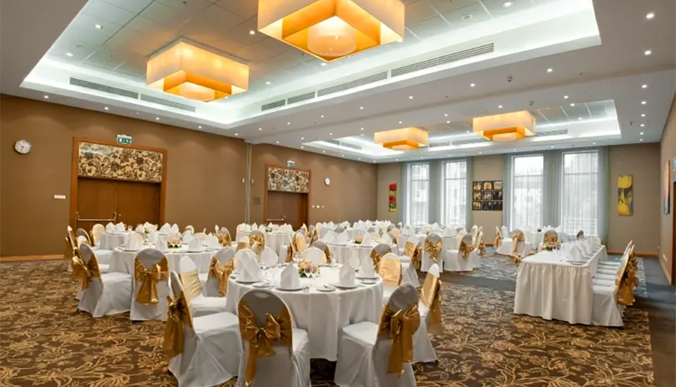 هتل هالیدی این مسکو سوشفسکی